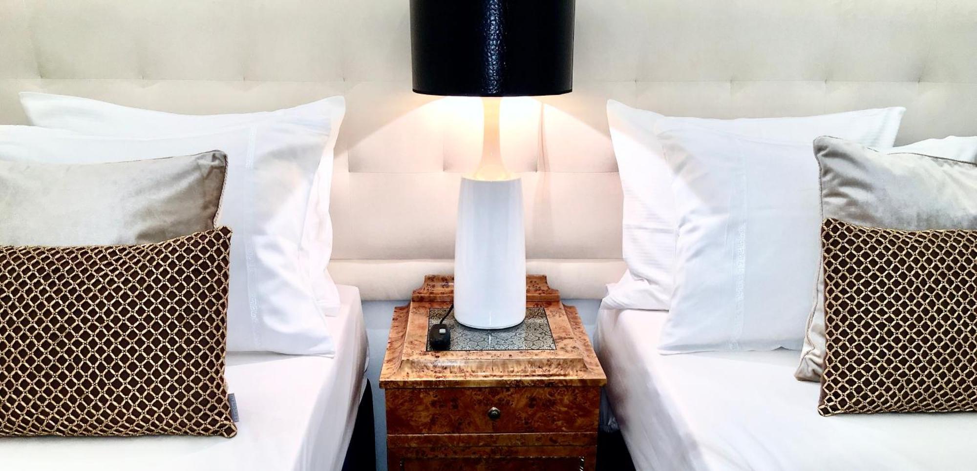 Mondrian Luxury Suites Unesco Old Town Varsóvia Quarto foto
