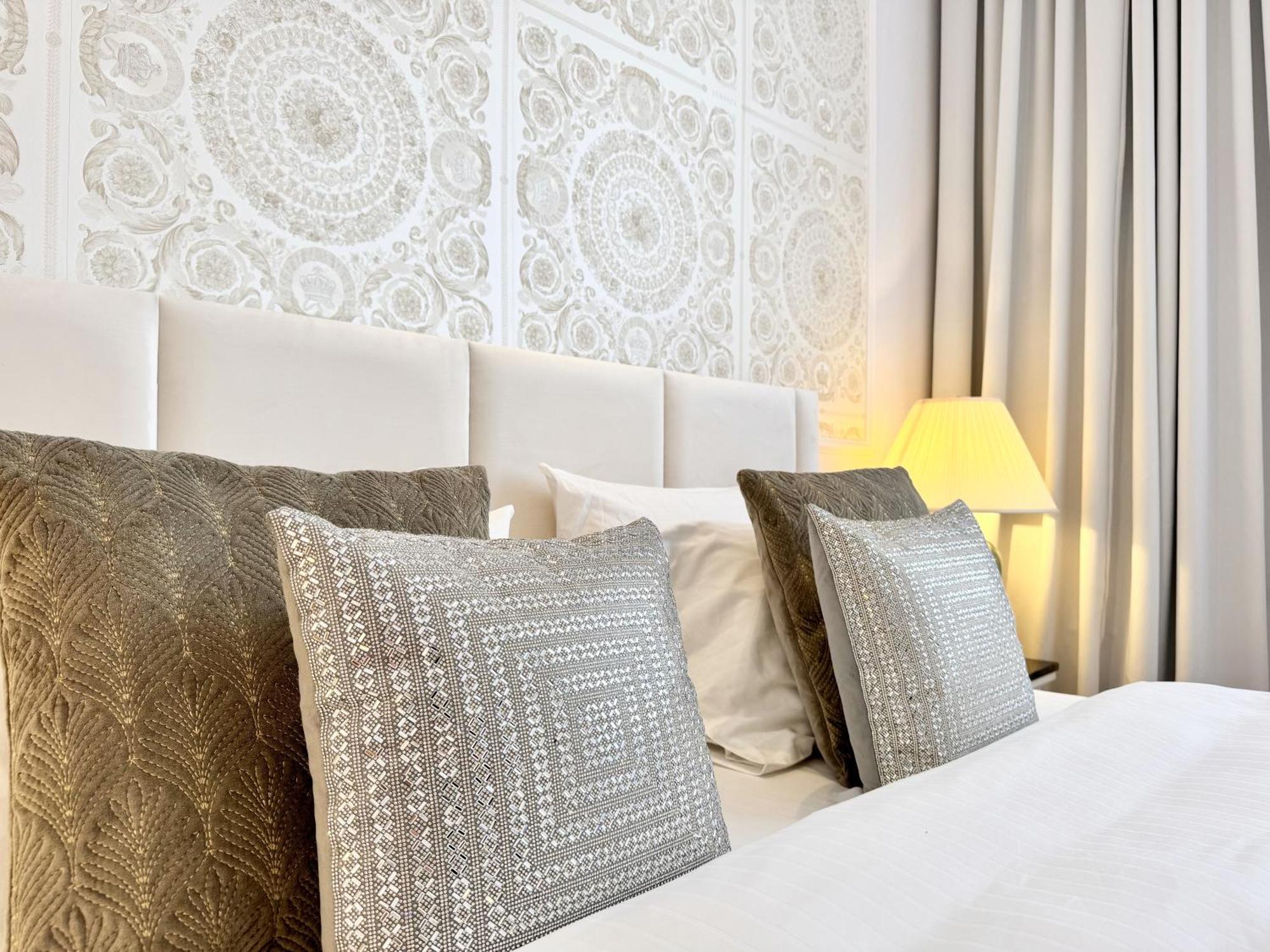 Mondrian Luxury Suites Unesco Old Town Varsóvia Quarto foto