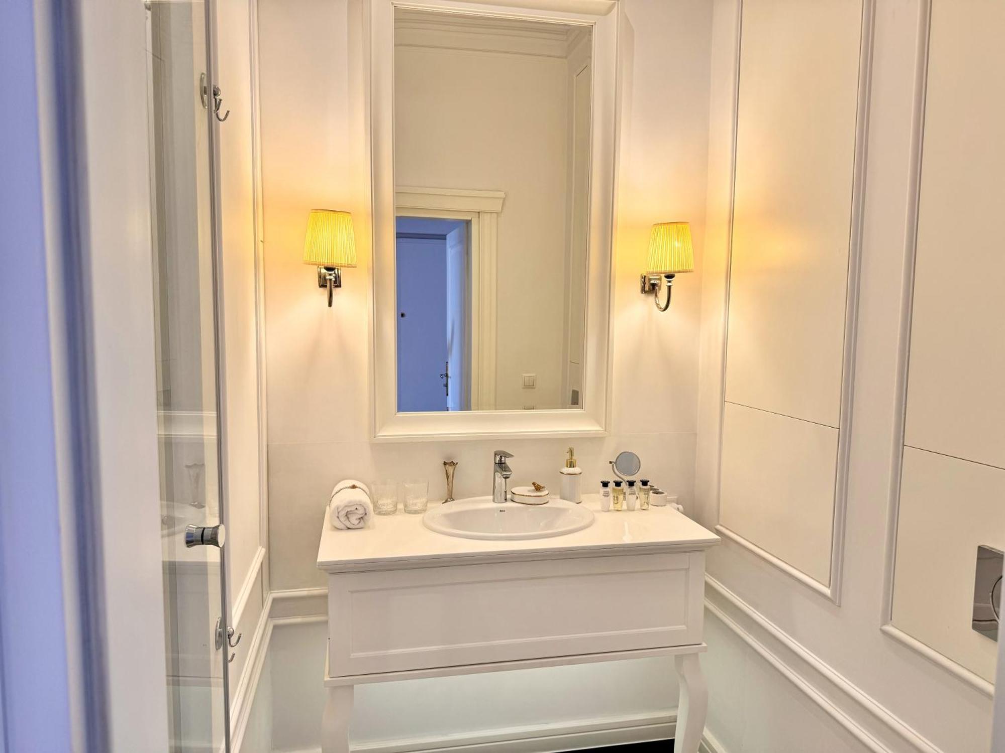 Mondrian Luxury Suites Unesco Old Town Varsóvia Quarto foto